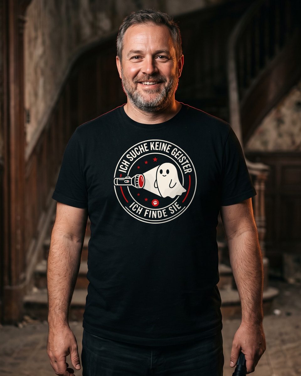Mann im GHOSTflix-T-Shirt „Ich suche keine Geister, ich finde sie“